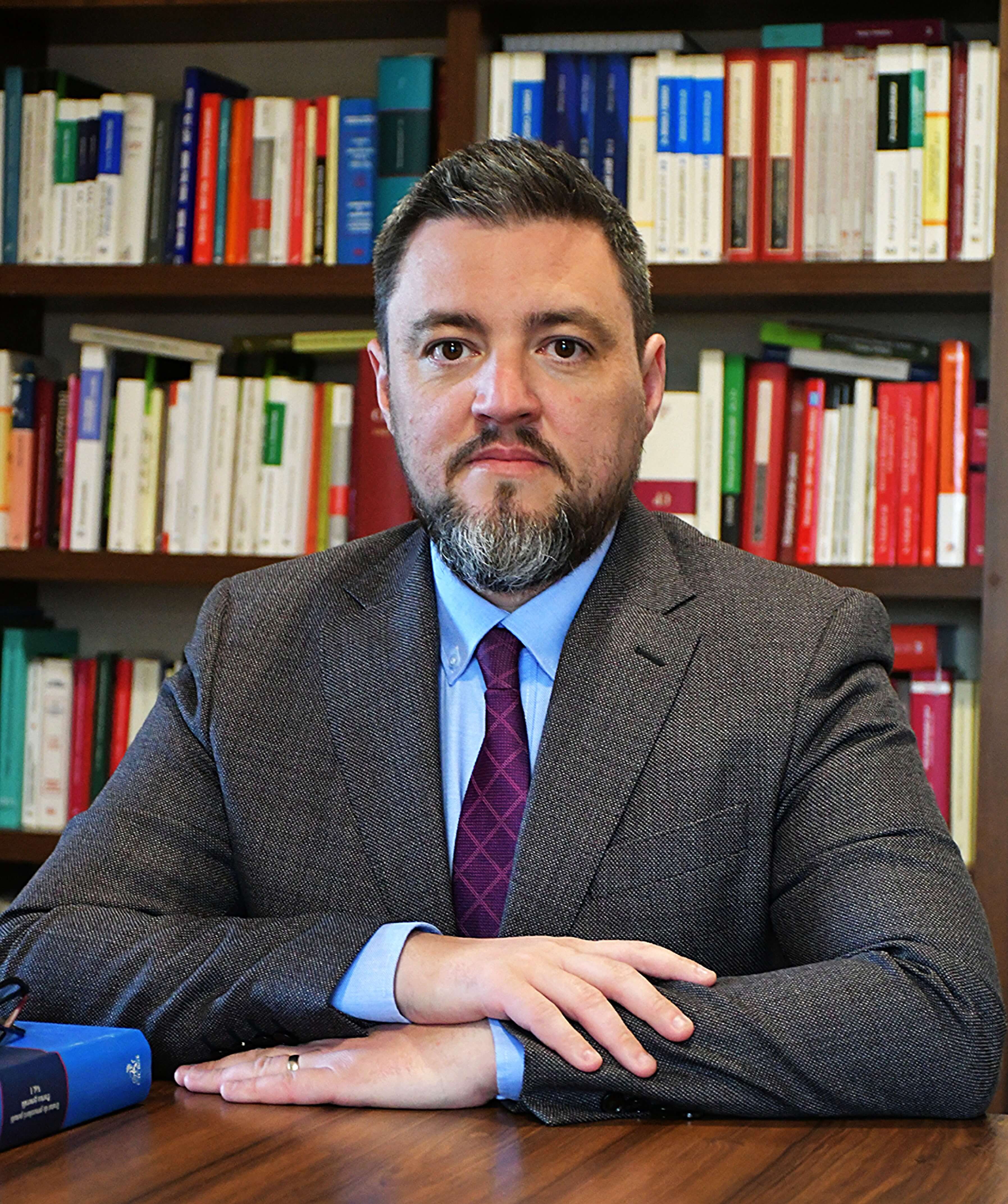 Avocat Bogdan Constantin Tănase, Baroul Bacău, cabinet de avocat în Bacău, strada Nicolae Titulescu